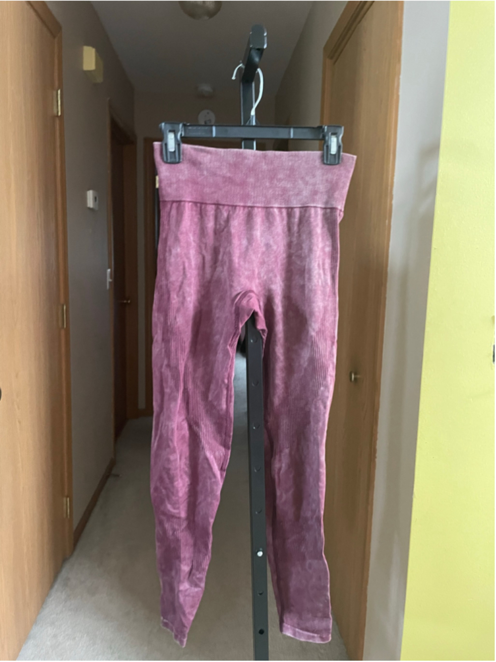 Women's Victoria's Secret PINK Seamless Leggings Acid Wash Pink Size S